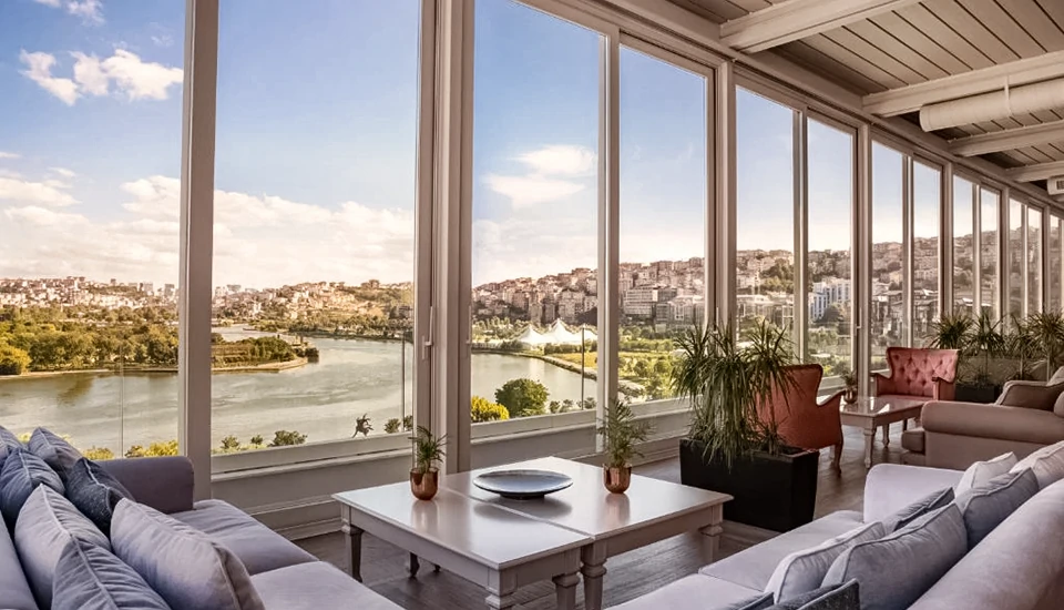 هتل لازونی استانبول